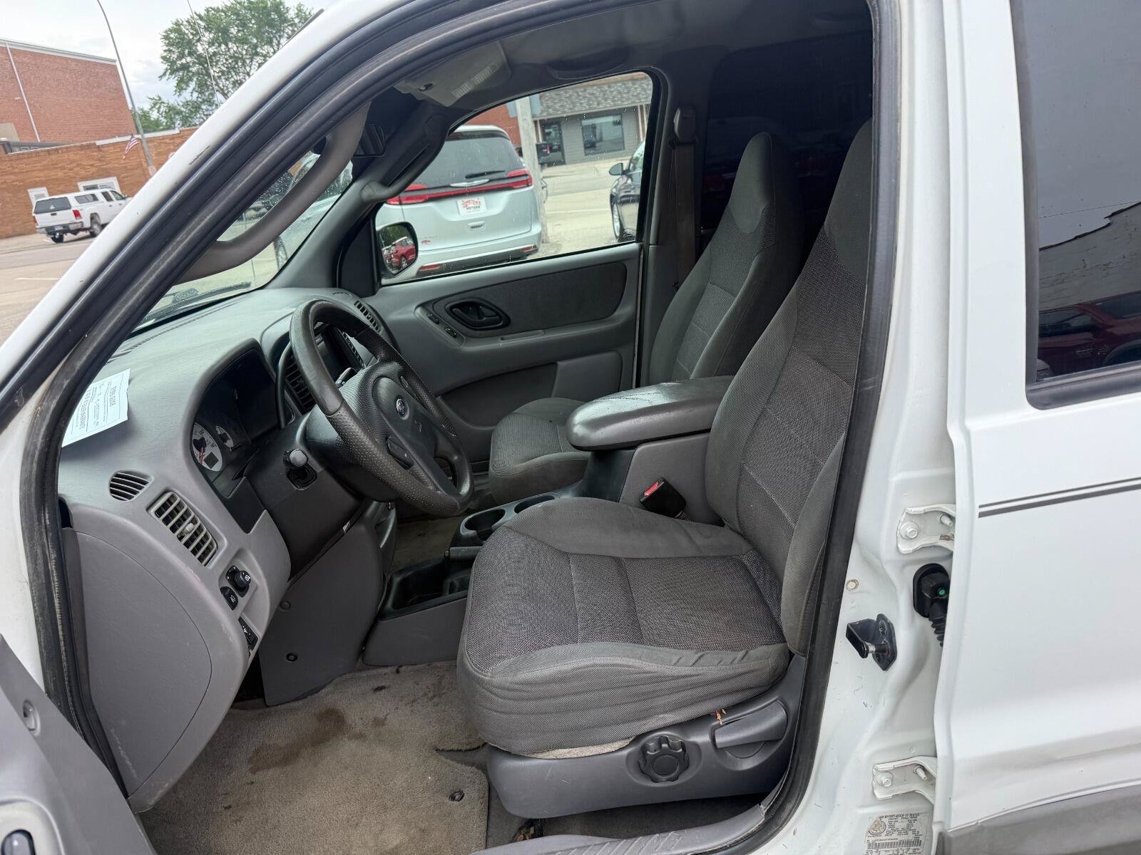 Used 2001 Ford Escape XLT AWD/4WD image 10