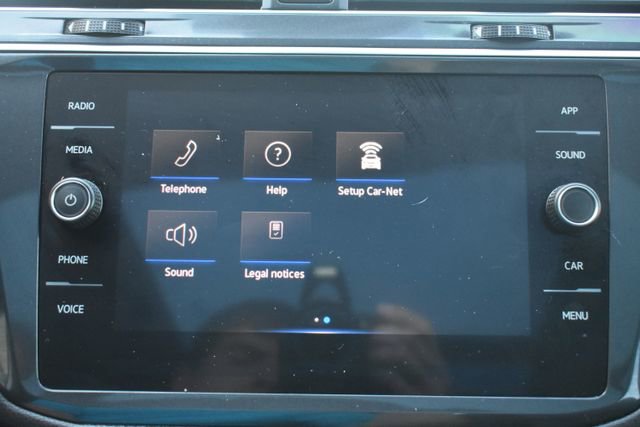 Used 2023 Volkswagen Tiguan SE R-Line image 26