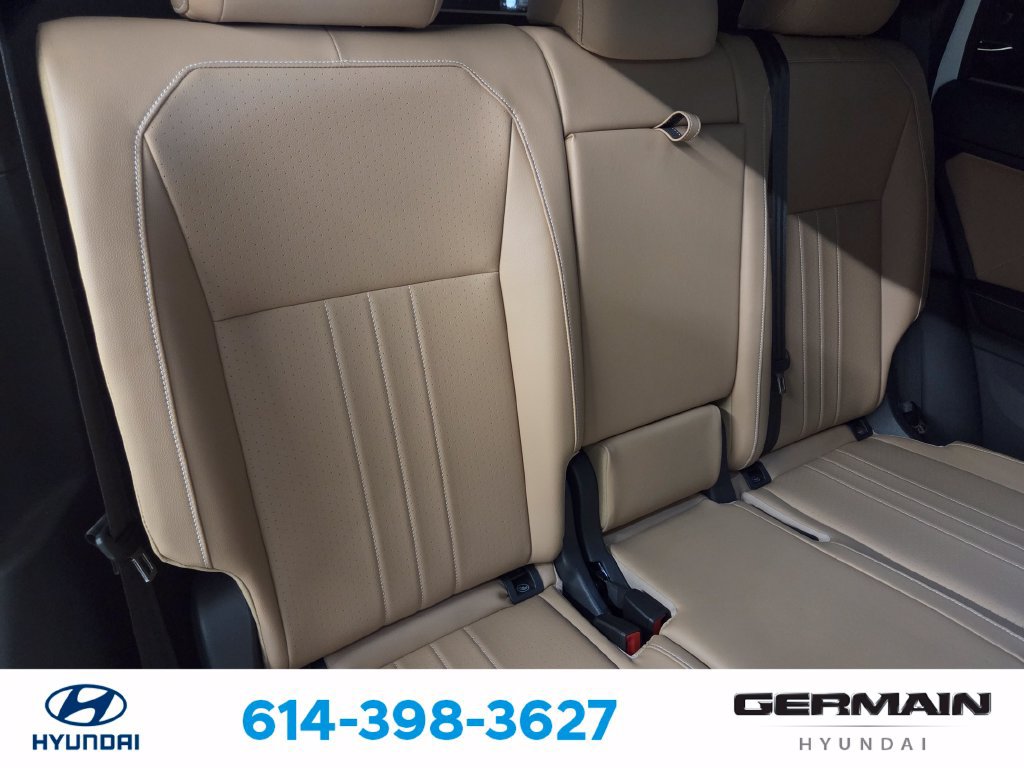 Used 2024 Volkswagen Tiguan SE R-Line AWD/4WD image 18