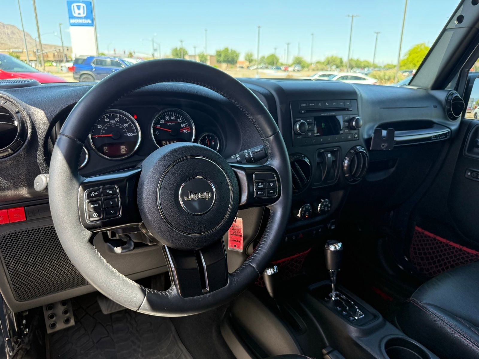 Used 2017 Jeep Wrangler Rubicon AWD/4WD image 16