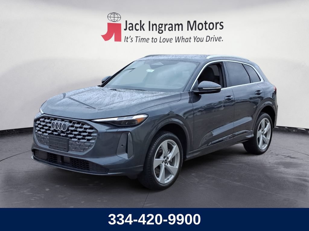 Used 2025 Audi Q5 Premium Plus AWD/4WD image 1