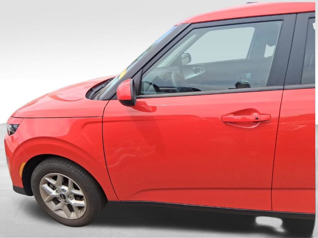 Used 2023 Kia Soul S image 12