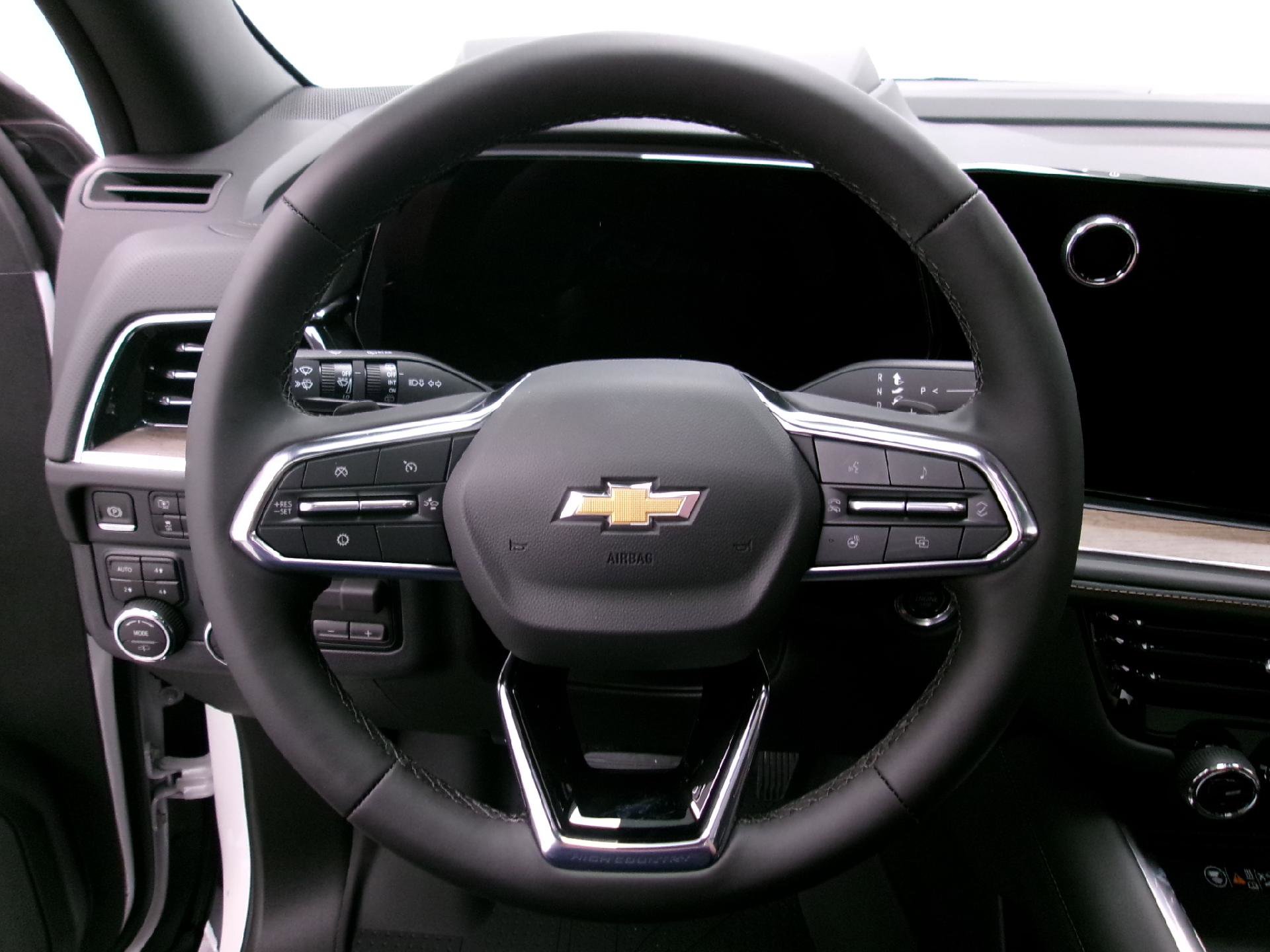 New 2025 Chevrolet Suburban High Country image 7