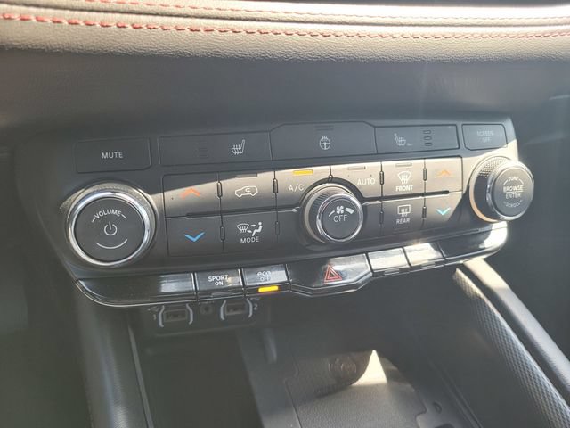 Used 2021 Dodge Durango R/T w/ Blacktop Package RWD image 24