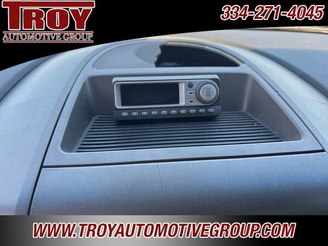 Used 2004 Nissan Titan LE w/ (Tow) Big Tow Pkg image 32