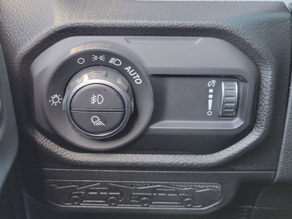 New 2026 Jeep Gladiator Sport AWD/4WD image 11