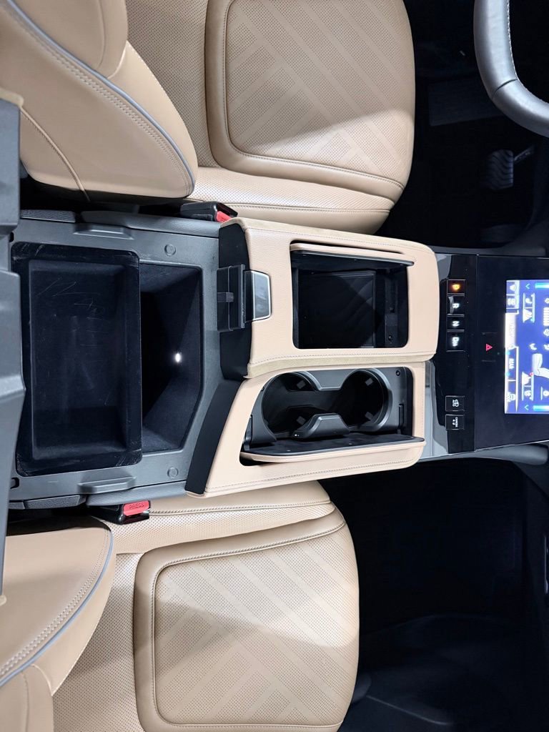Certified 2025 INFINITI QX80 Luxe image 30