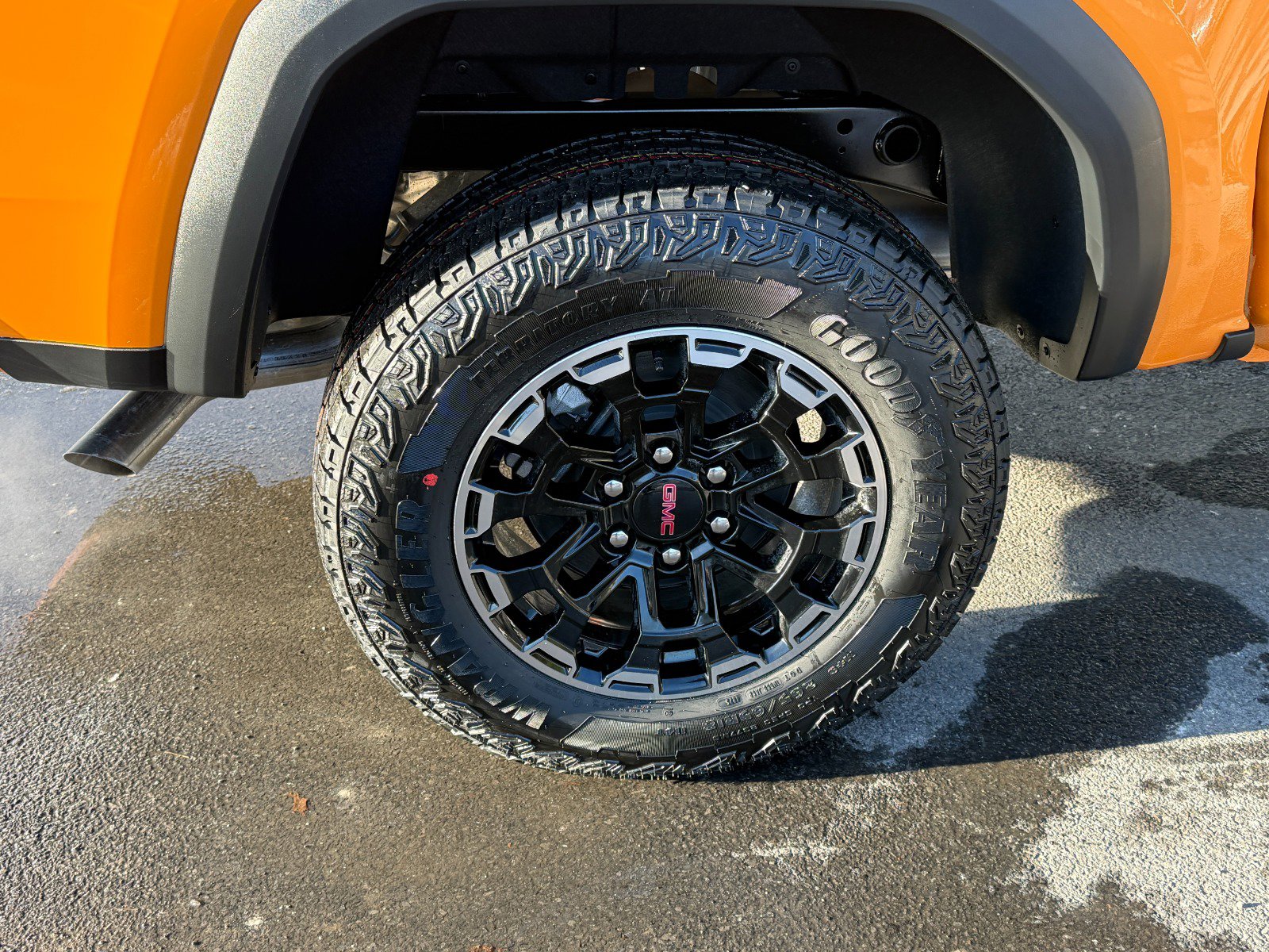 New 2026 GMC Canyon AT4 w/ Technology Plus Package image 11