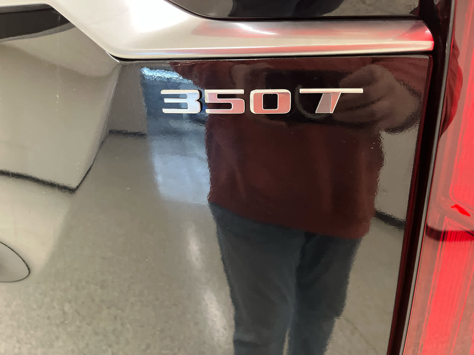 Used 2024 Cadillac XT6 Luxury w/ LPO, Floor Liner Package image 13