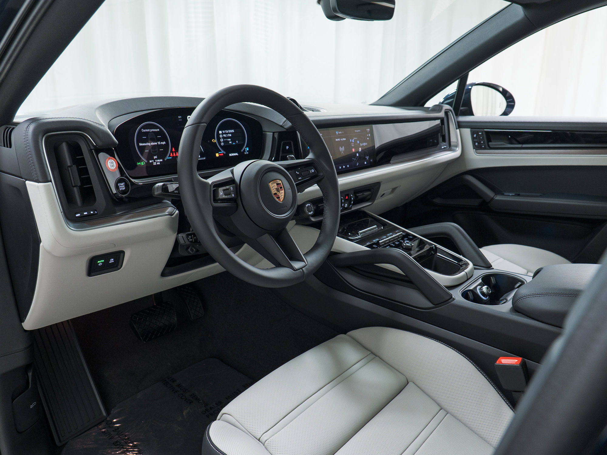 New 2026 Porsche Cayenne Coupe image 15