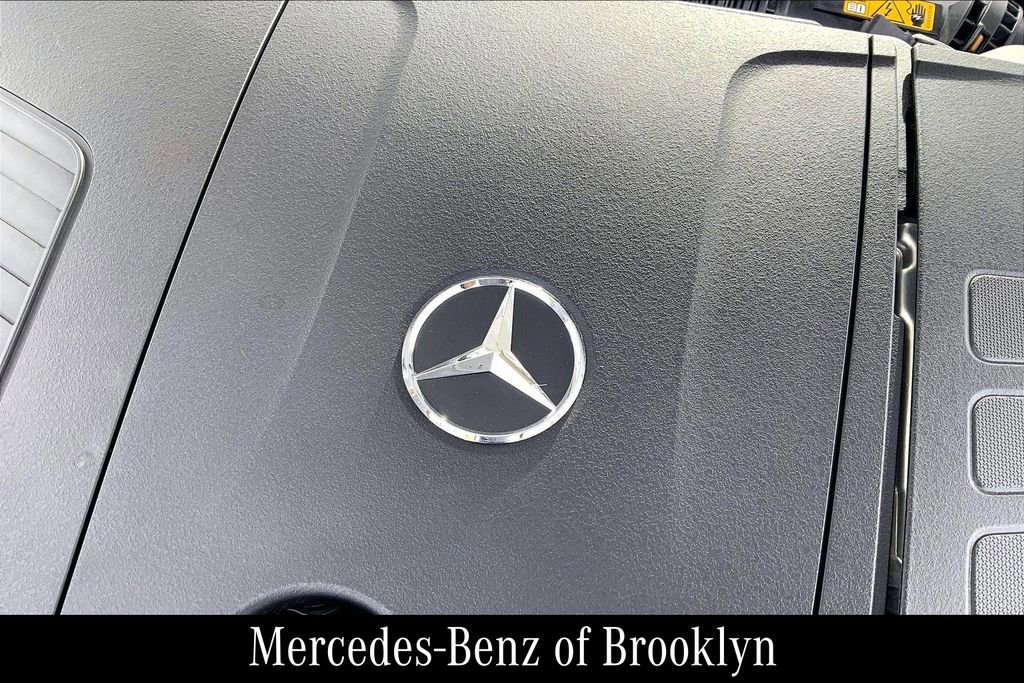 Used 2024 Mercedes-Benz C 300 4MATIC Sedan image 33
