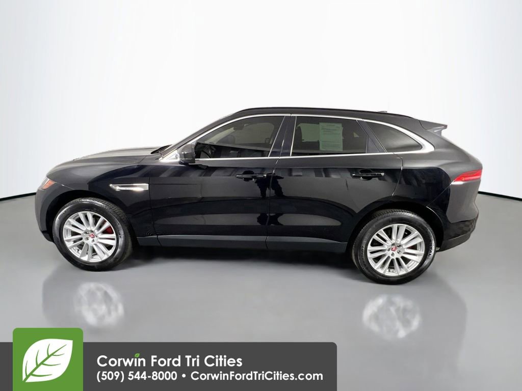 Used 2019 Jaguar F-PACE Premium image 6