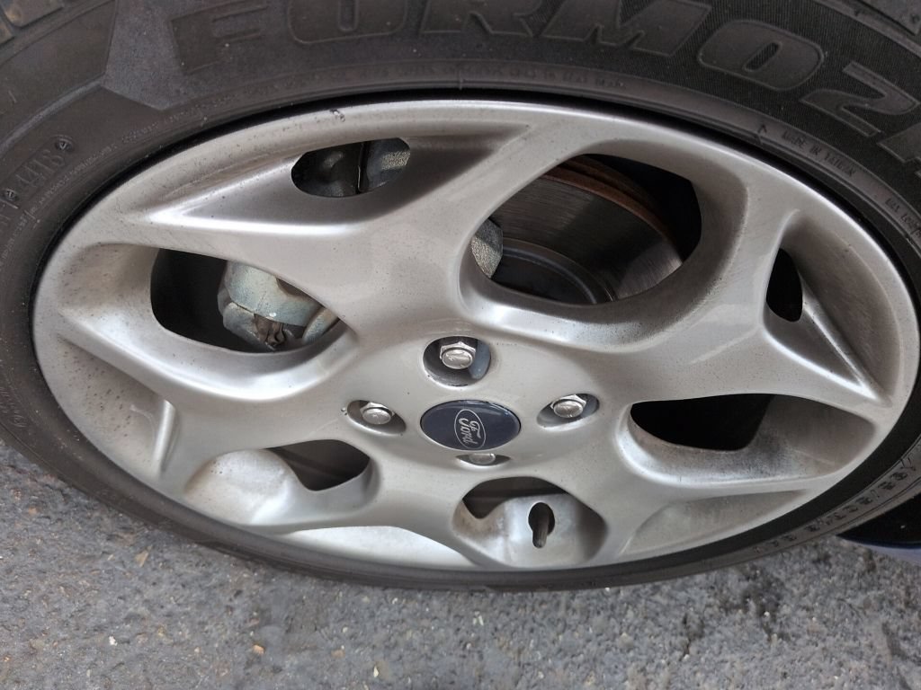 Used 2011 Ford Fiesta SEL w/ 301A Rapid Spec Order Code FWD image 12