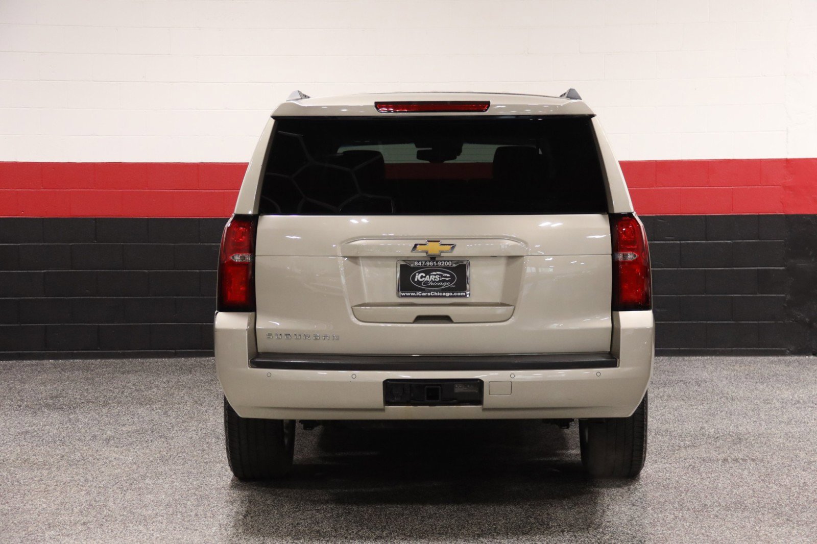 Used 2017 Chevrolet Suburban LT AWD/4WD image 28