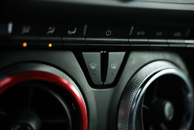 Used 2018 Chevrolet Camaro SS image 39