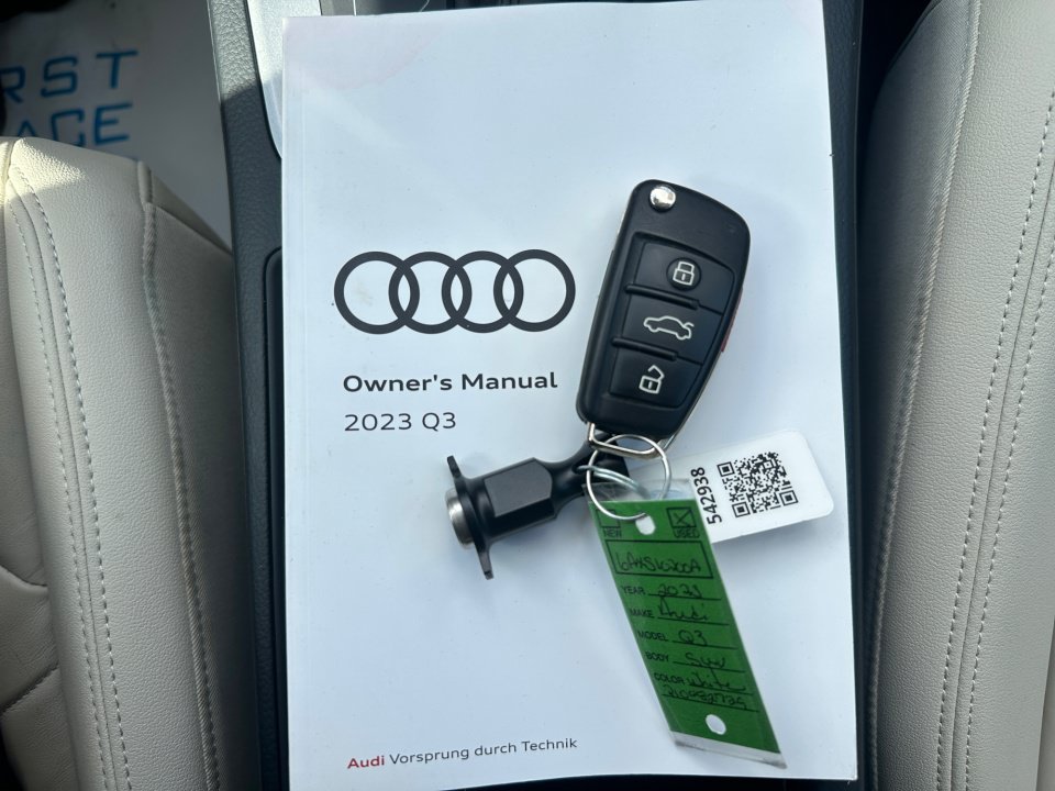 Certified 2023 Audi Q3 2.0T Premium Plus AWD/4WD image 33