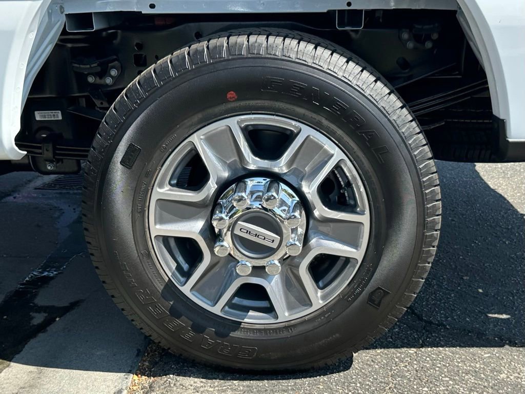 New 2026 Ford F350 Lariat image 11