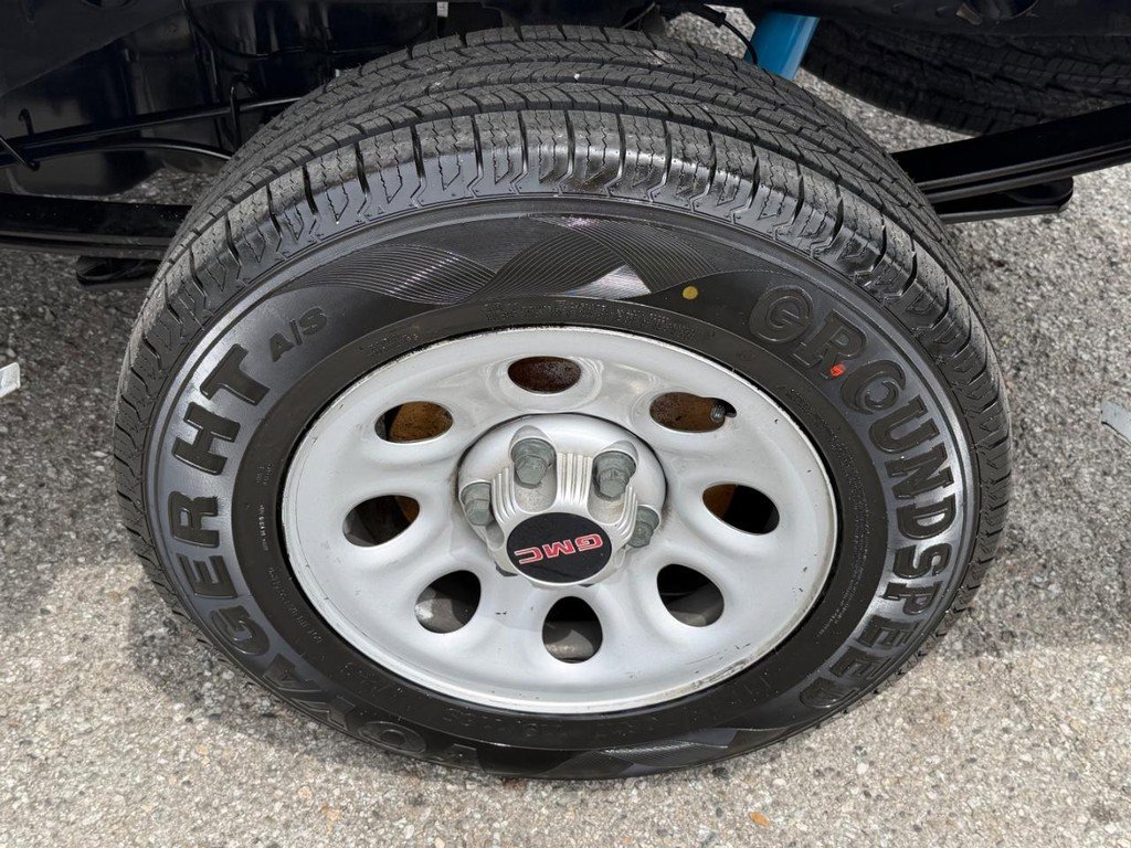 Used 2013 GMC Sierra 1500 W/T RWD image 36