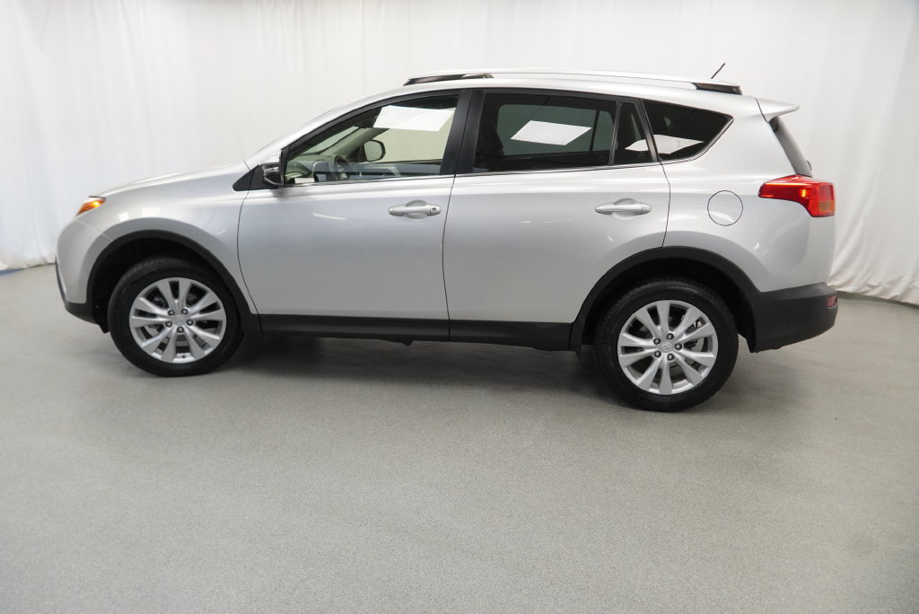 Used 2013 Toyota RAV4 Limited AWD/4WD image 6