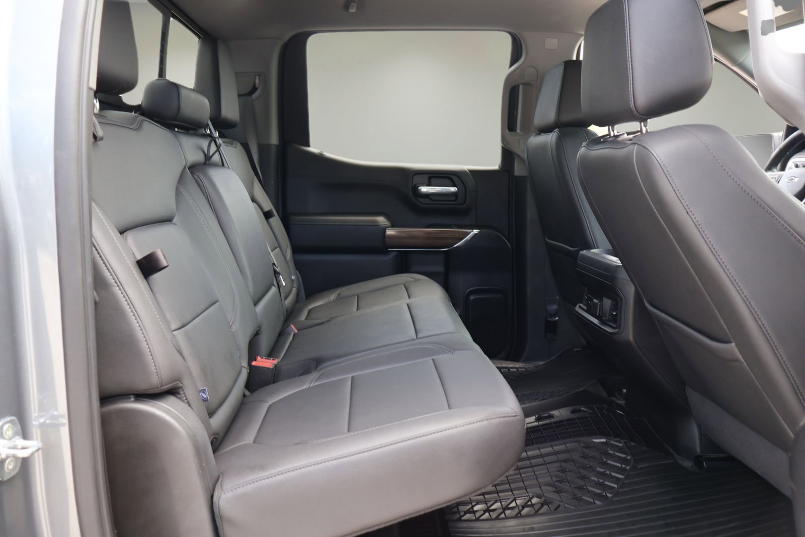 Used 2021 Chevrolet Silverado 1500 LT Trail Boss w/ Convenience Package II AWD/4WD image 18