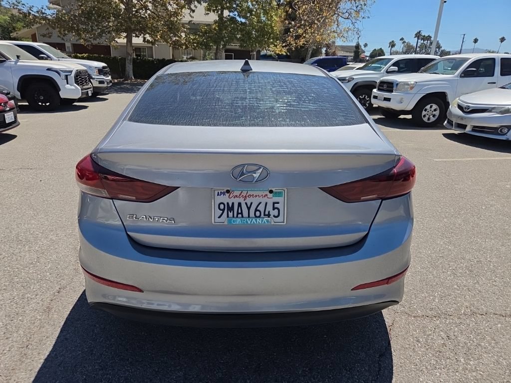 Used 2017 Hyundai Elantra SE FWD image 4