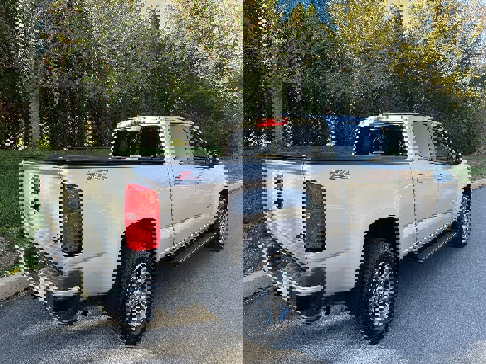 Used 2019 Chevrolet Colorado Z71 image 54