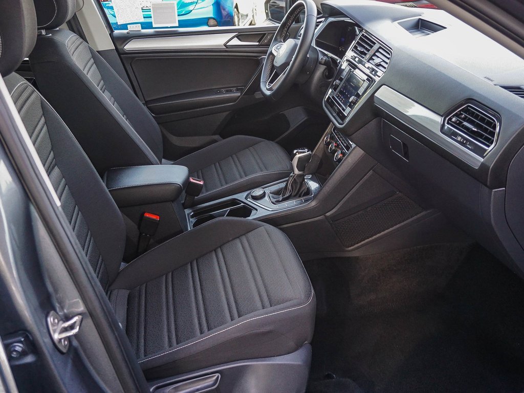 Used 2024 Volkswagen Tiguan S image 13