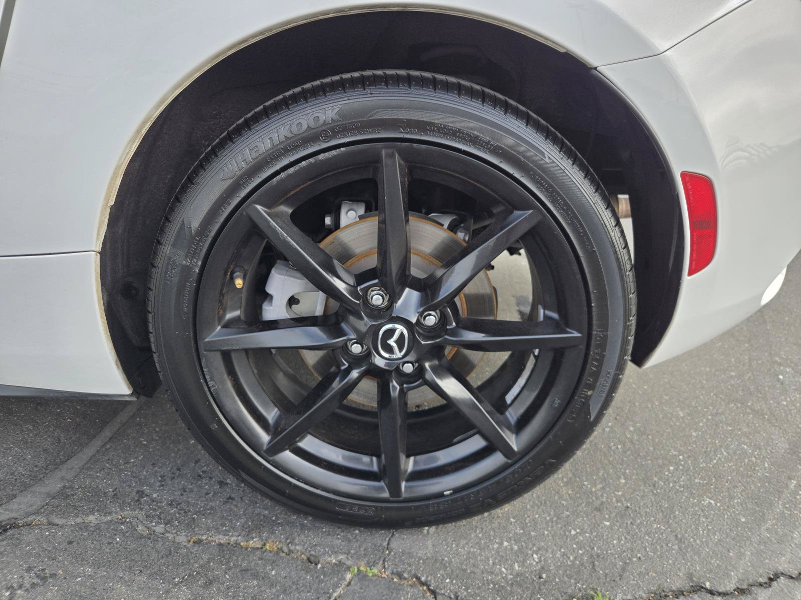 Used 2020 MAZDA MX-5 Miata RF Club RWD image 30