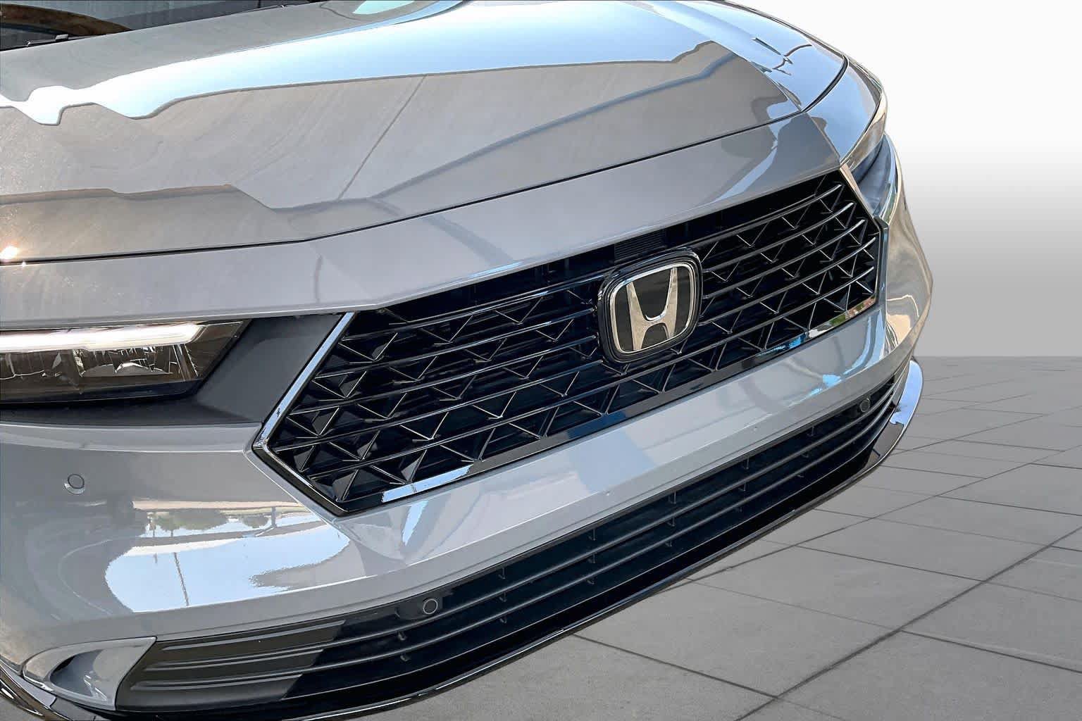 Used 2025 Honda Accord EX-L image 30