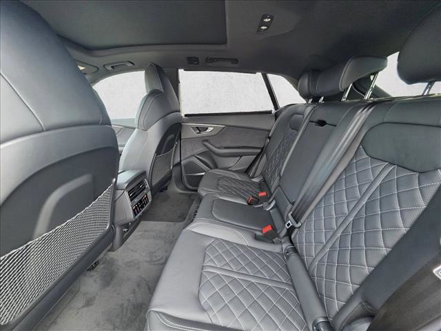 New 2026 Audi SQ8 Premium Plus image 18