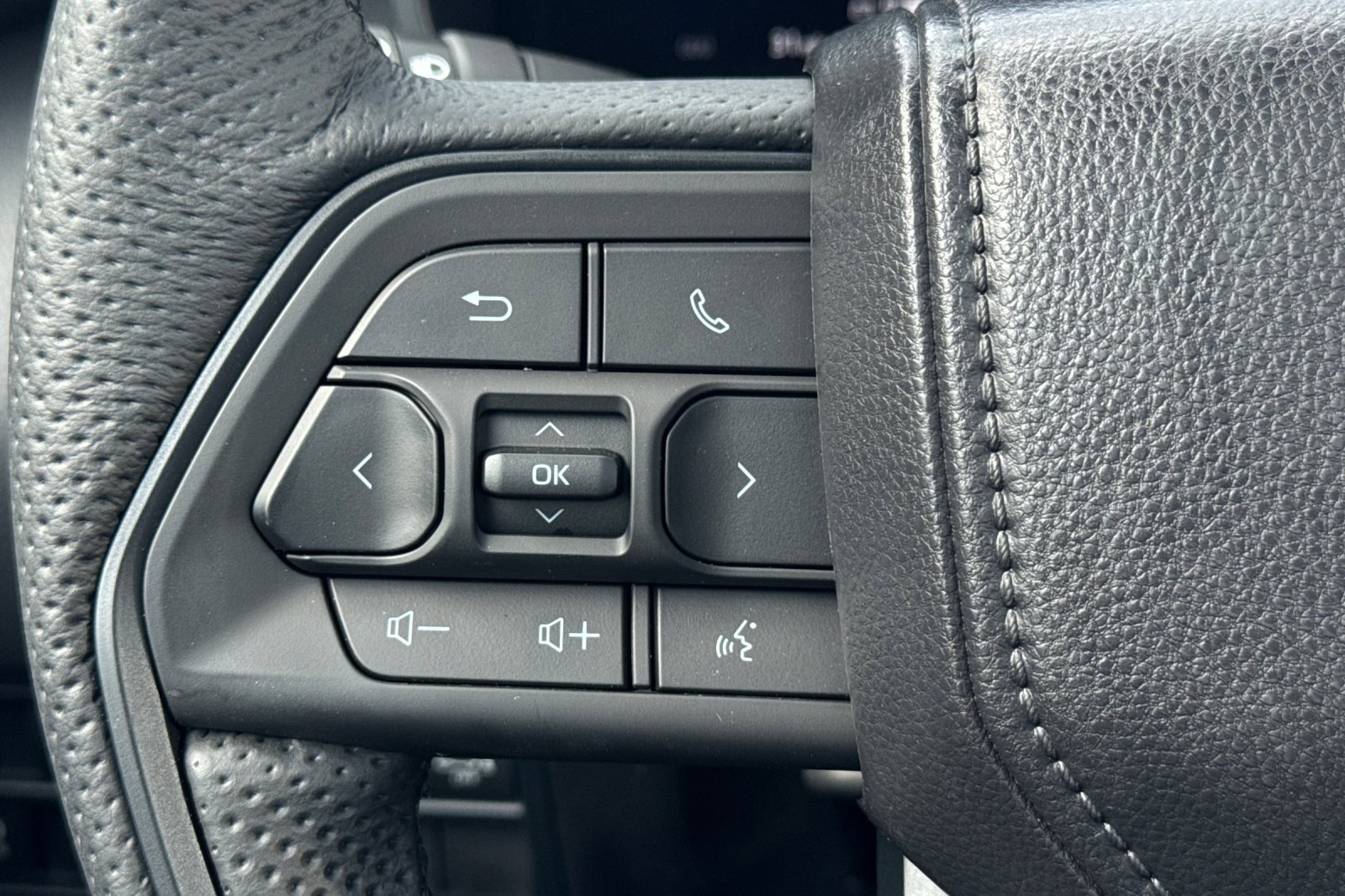 Certified 2025 Toyota Sequoia TRD Pro image 33