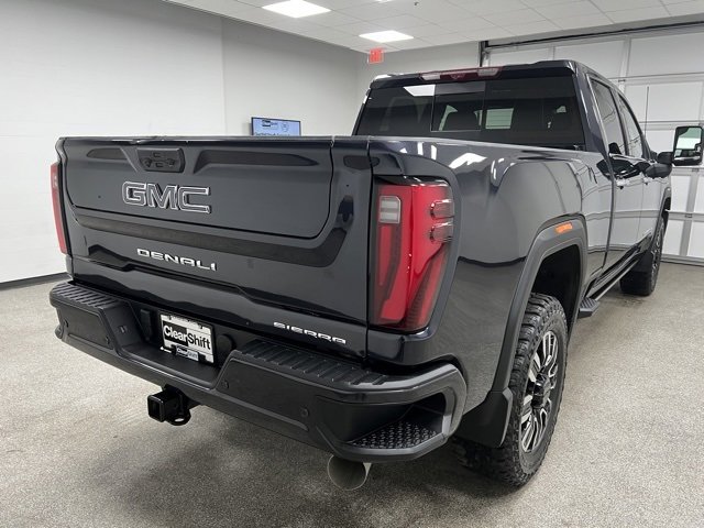 Used 2024 GMC Sierra 3500 Denali Ultimate image 10