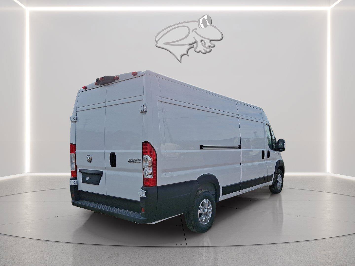 New 2024 RAM ProMaster 3500 w/ Quick Order Package 22G SLT FWD image 4