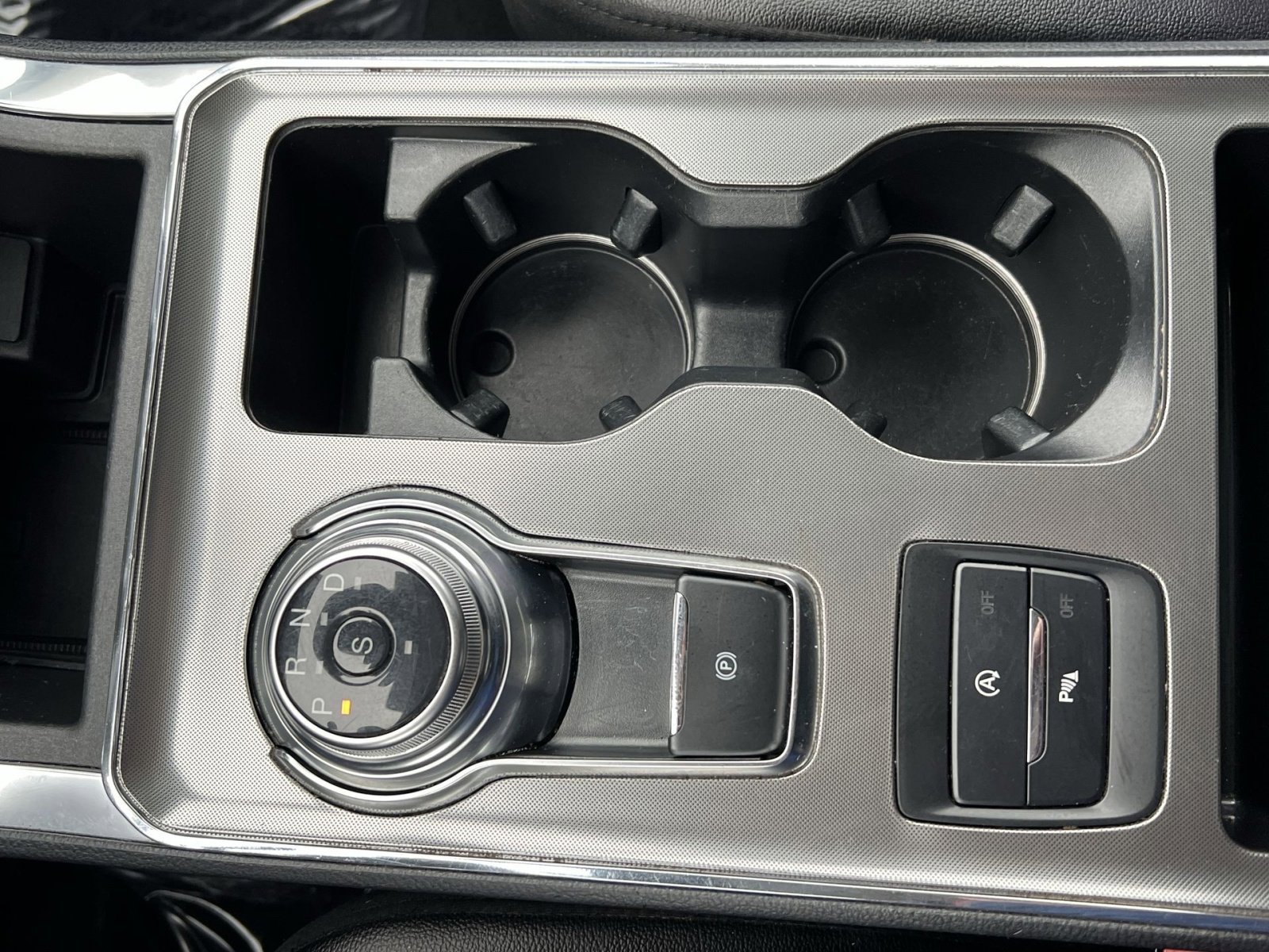 Certified 2022 Ford Edge Titanium image 22