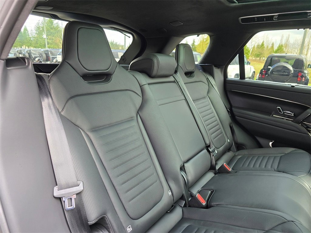 New 2025 Land Rover Range Rover Sport SV Edition Two image 30