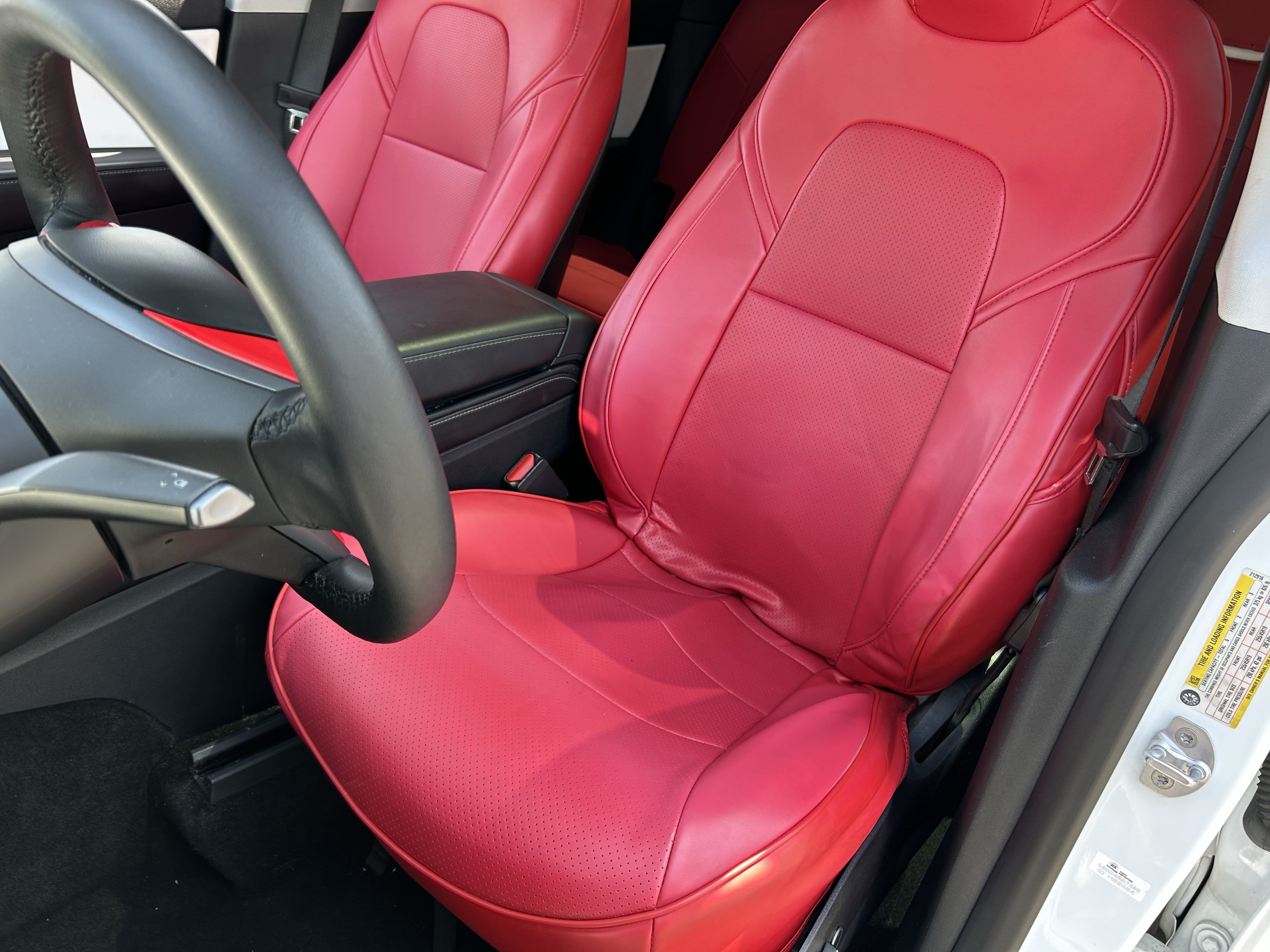 Used 2021 Tesla Model Y Long Range AWD/4WD image 17