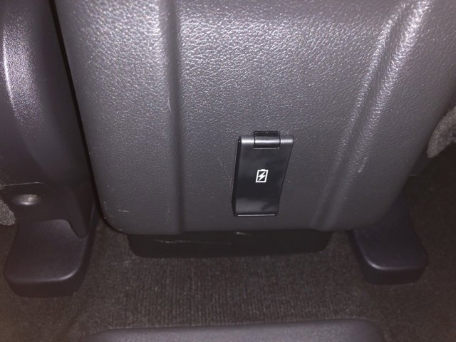 Used 2020 Mitsubishi Outlander SEL image 42