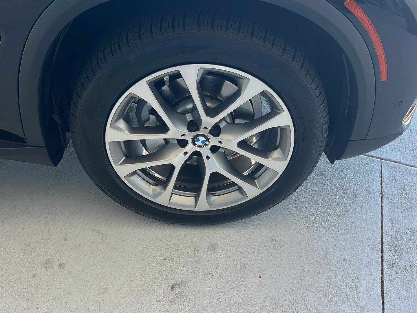 Certified 2023 BMW X5 sDrive40i w/ Climate Comfort Package image 41