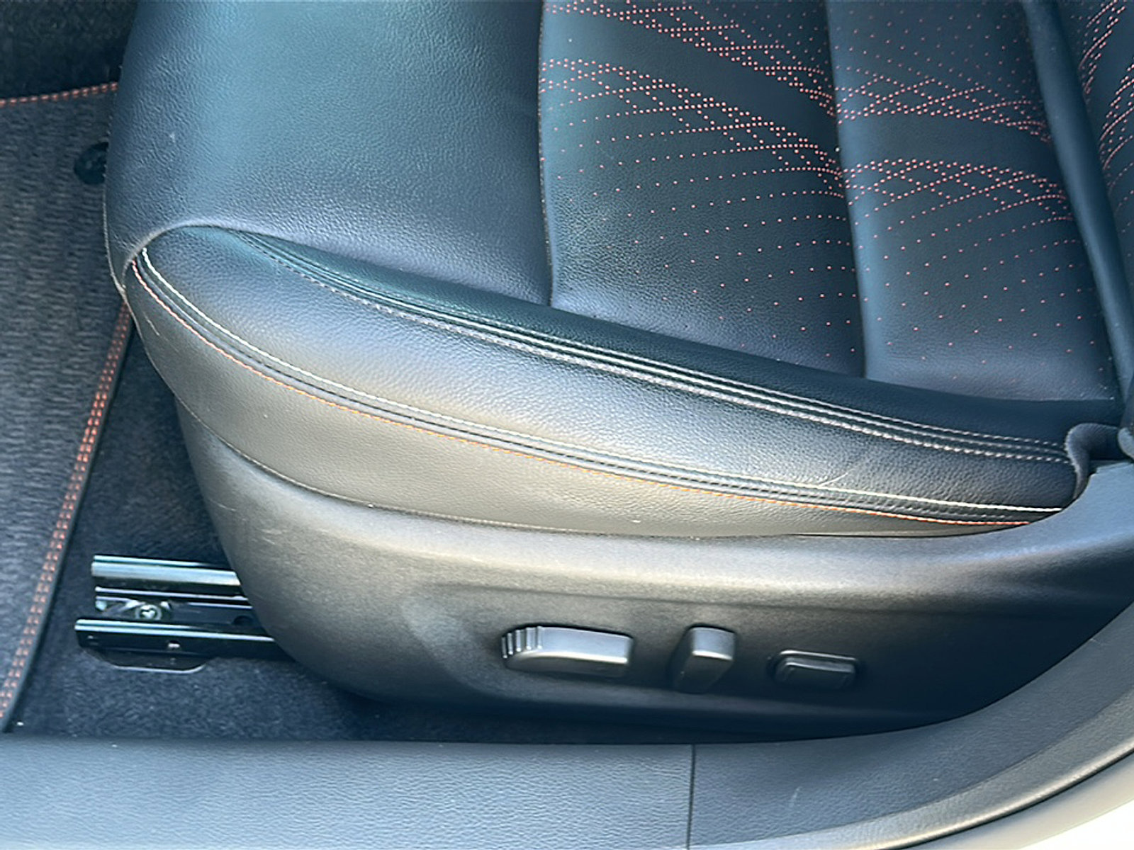 Used 2023 Nissan Altima 2.5 SR w/ SR Premium Package image 15