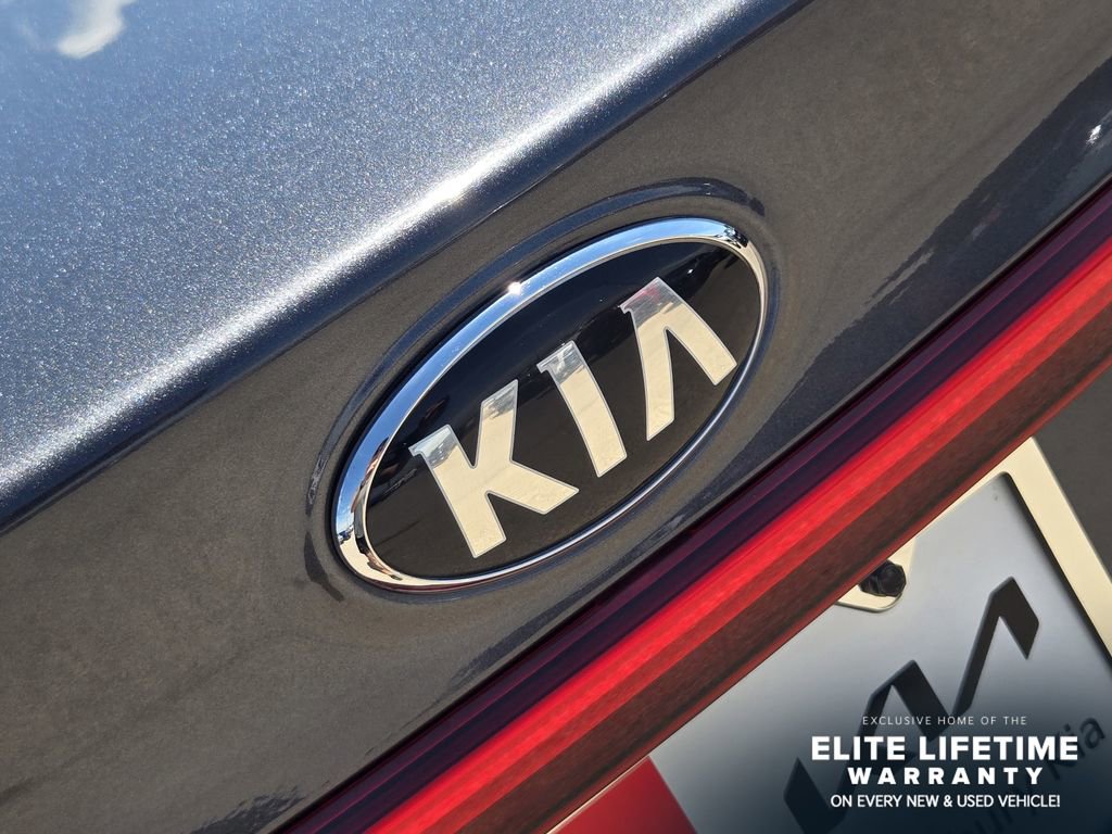 Used 2021 Kia Forte LXS FWD image 9