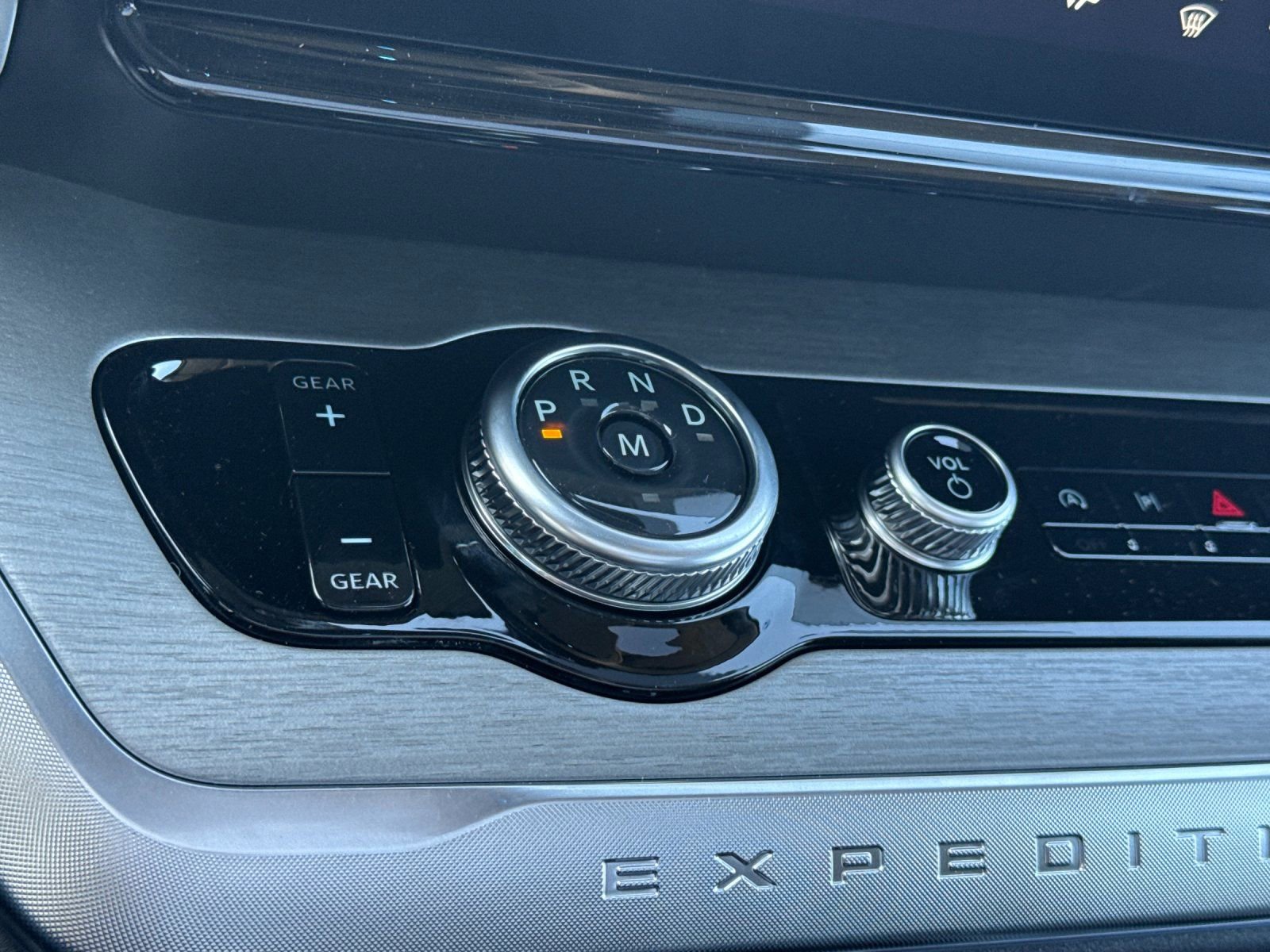 New 2026 Ford Expedition Max Platinum AWD/4WD image 25