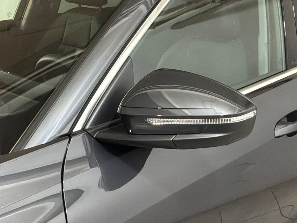 Certified 2025 Audi Q5 Premium w/ Convenience Package image 27
