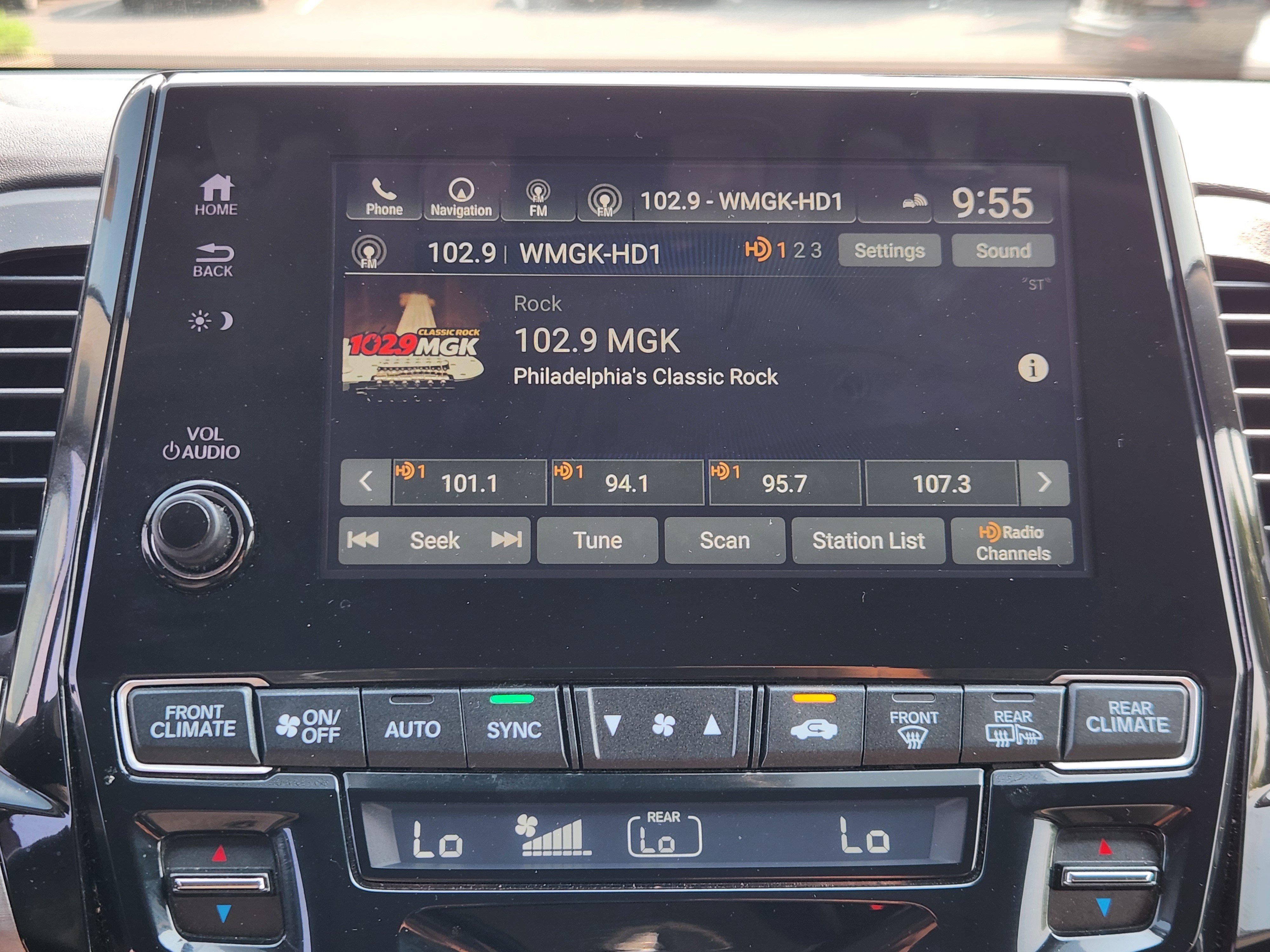 Certified 2021 Honda Odyssey Touring image 11