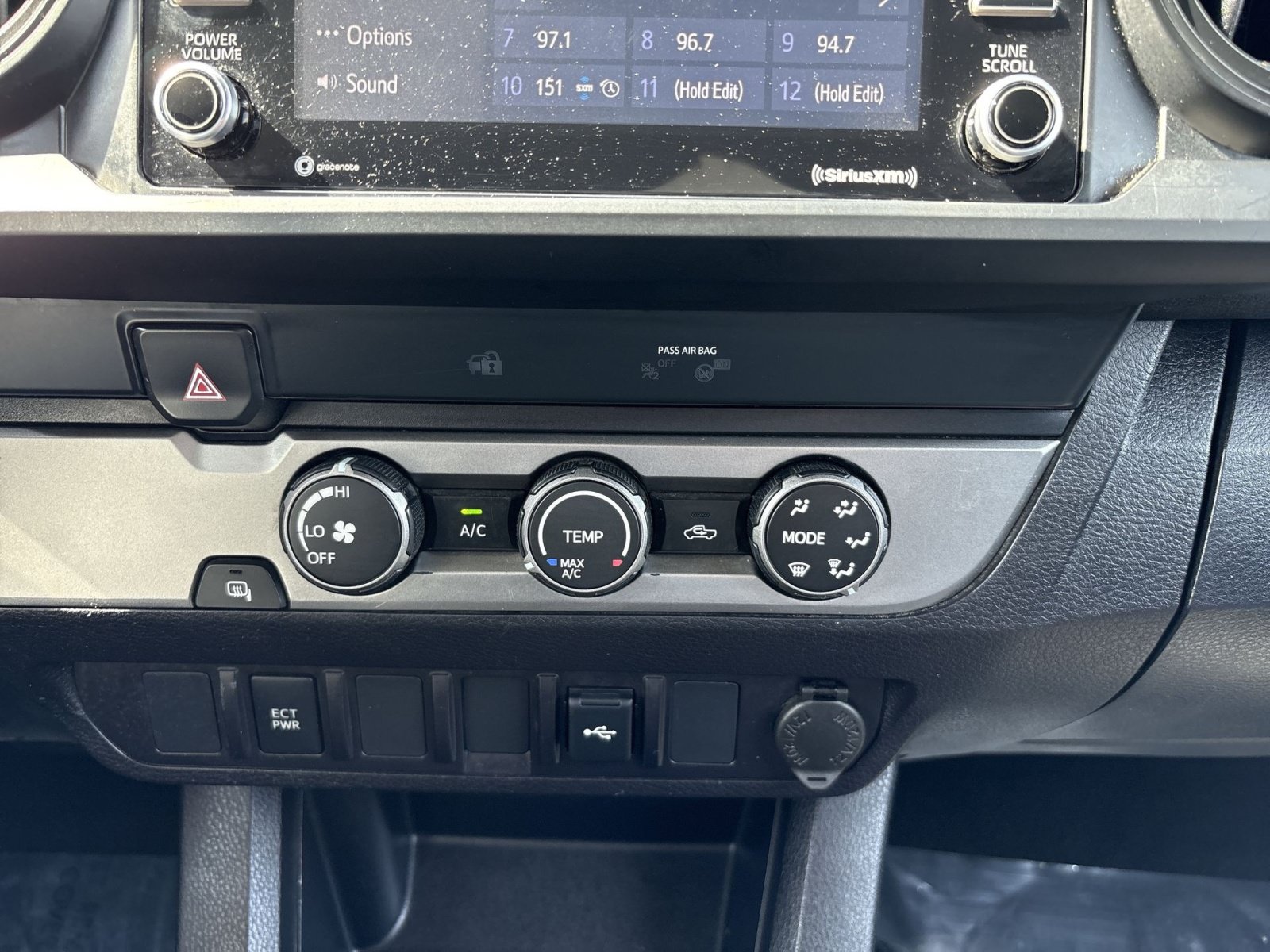 Used 2022 Toyota Tacoma SR RWD image 19
