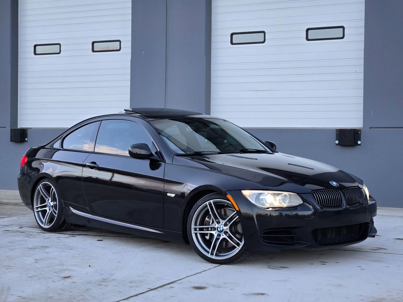 Used 2012 BMW 335is Coupe image 1