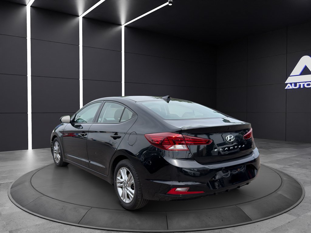 Used 2020 Hyundai Elantra SEL w/ Cargo Package (C1) FWD image 4