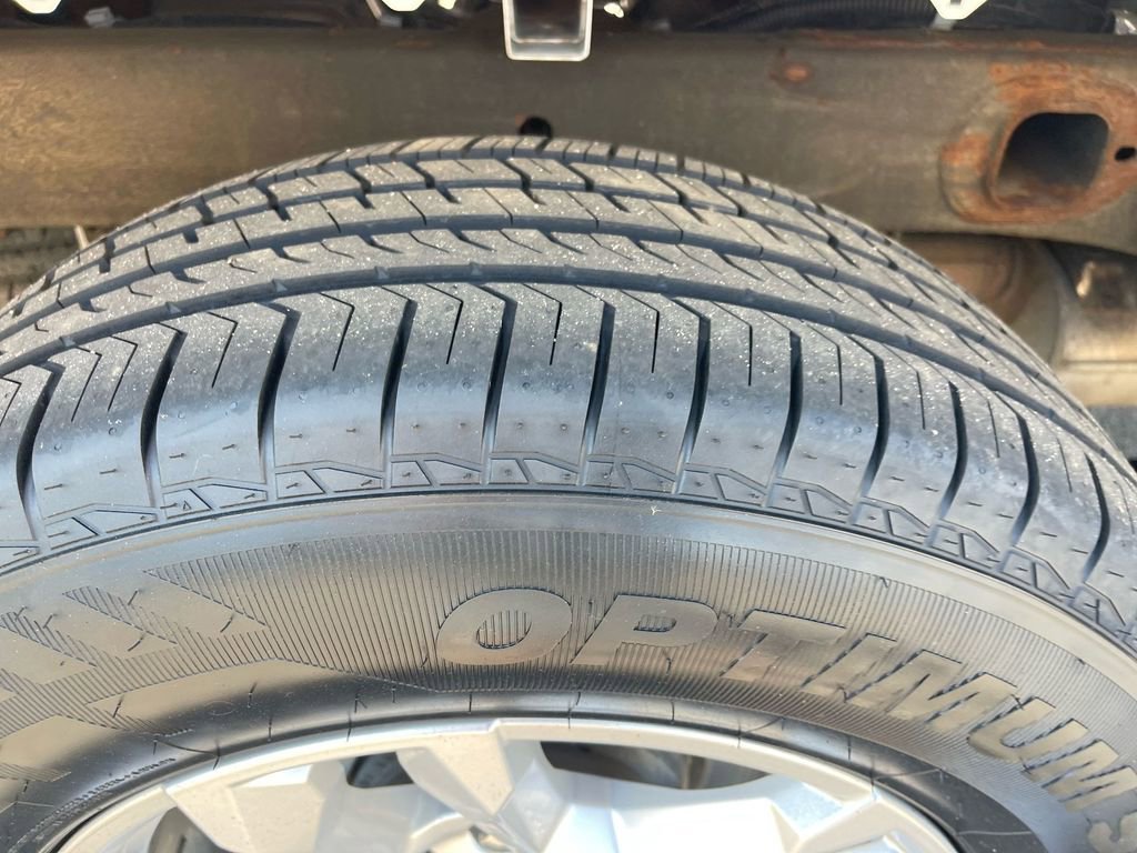 Used 2023 Chevrolet Silverado 1500 LT image 33