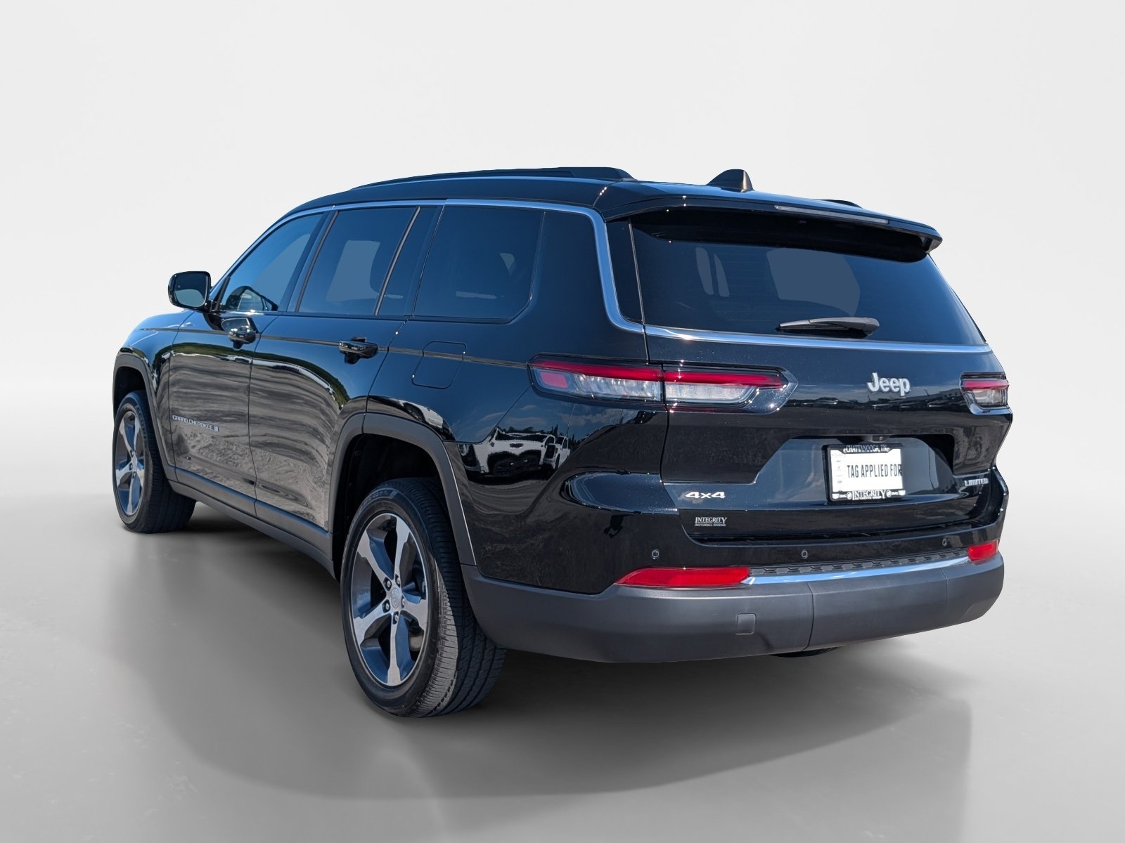 Used 2024 Jeep Grand Cherokee L Limited AWD/4WD image 3