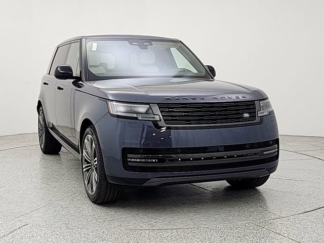 New 2026 Land Rover Range Rover Long Wheelbase SE AWD/4WD image 2