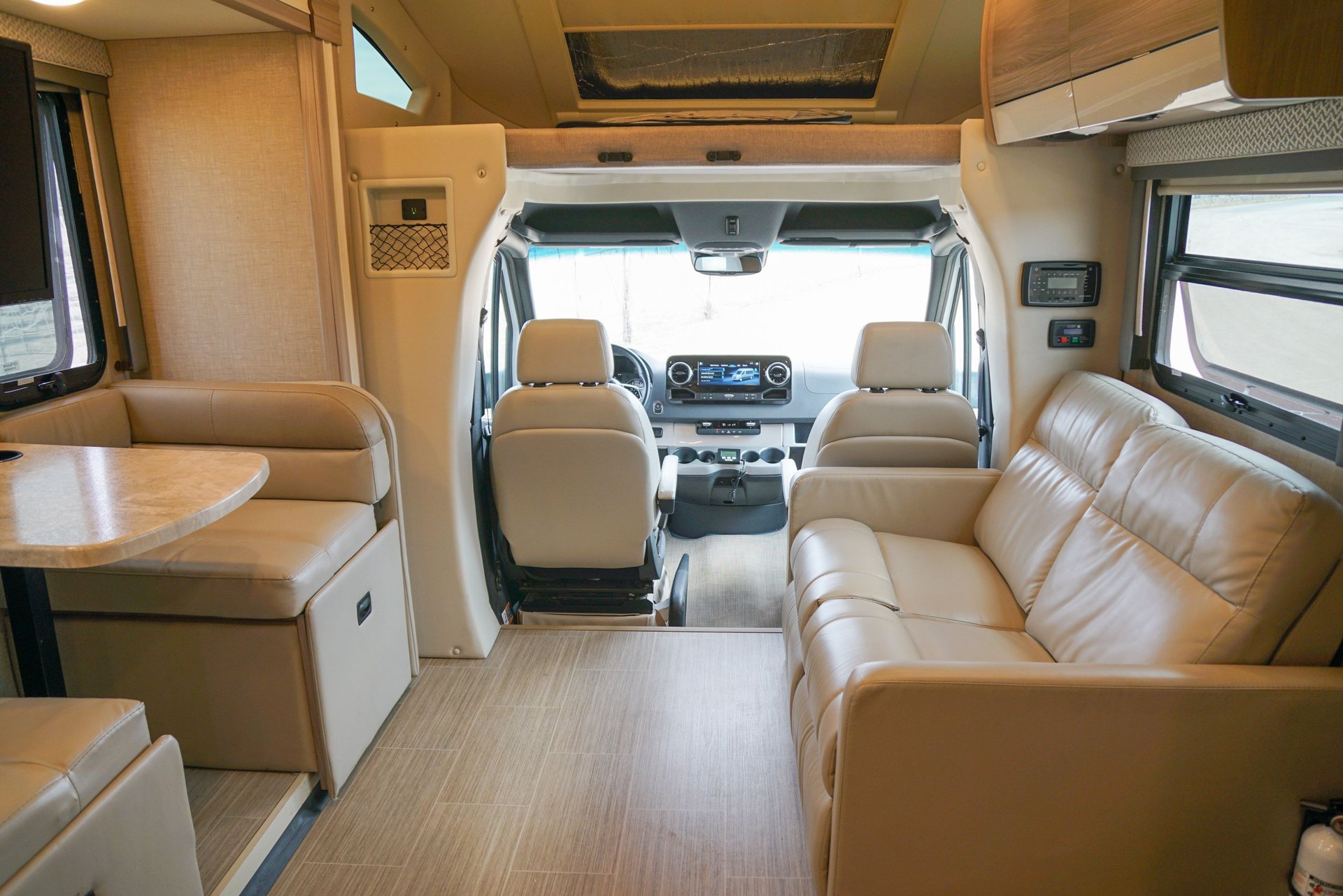Used 2020 Mercedes-Benz Sprinter 3500 image 4